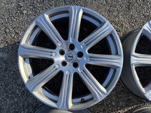 Volvo 20 tolli originaal valuveljed