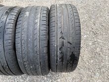 Volvo 17 tolli originaal valuveljed suverehvidega