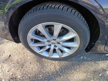 Volvo V90 Momentum 2.0 D 140кВт