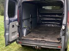 Kaubik Opel Vivaro 2012