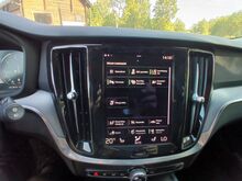 Volvo V60  2022