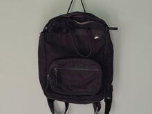 Must Nike seljakott