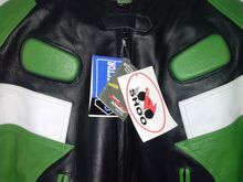 UUS MEESTE MOTOJOPE SHOO, SUURUS 52