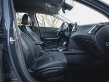 Kia Ceed 1.4 r4 103кВт