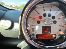 Mini Cooper D Countryman 2011. a