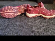 Salomon.  ( 36 )