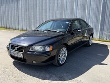 Volvo S60 Momentum 2.4 D5 120kW, JÄRELMAKS!