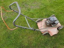 Газонокосилка с двигателем Briggs and Stratton