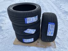 275/40R19 Winrun R330 105W XL suverehvid