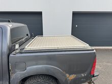 Hilux kastikate