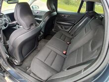 Volvo V60 2022
