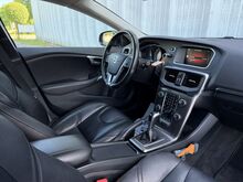 Volvo V40 Facelift SUMMUM 2.0 D2 88kW, JÄRELMAKS!