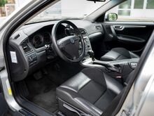 Volvo V70 2.4 D5 120кВт Momentum