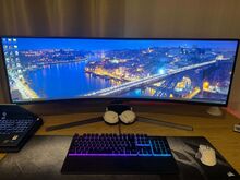 SAMSUNG 49" WQHD Ultra-Wide Curved QLED