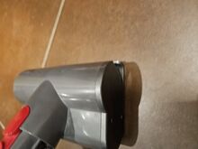 Различные насадки Dyson V8