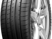 Б/у летние шины Goodyear 235/45 R18 98Y, 4 шт.