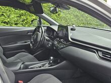 Toyota C-HR 1.2 Turbo Active 85 kW Automaat 2017