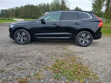 Volvo XC60 MOMENTUM 2.0D 145кВт 2022