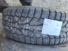 215/60R17 шипованные шины 4 шт.