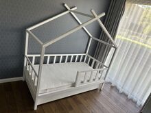 Детская кровать с ящиком для белья