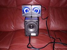 Stereo komplekt.Võim. V- muusika. Kõlarid 3 tk.