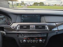 Bmw F01 730d - 2010