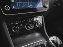 Skoda Superb Facelift подключаемый гибрид (НСО в цене)