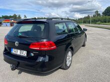 Volkswagen Passat 1.6 77кВт