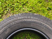 Шины для микроавтобуса 225/75 R16 C. Continental.