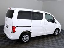 Ниссан NV200