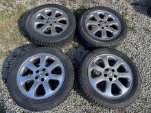 5x100 R16 литые диски Toyota + шипованная резина 205/55R16