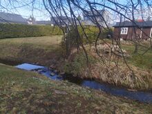 Ojaga piirnev krunt, elamumaa (Oblika 59, Pirita)