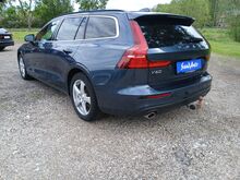 Volvo V60 2022