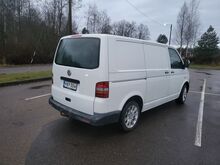 Volkswagen Transporter T5 1.9 77кВт