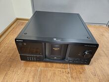 Sony CDP-CX230 Multi-disc 200 CD player