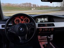 BMW 523i