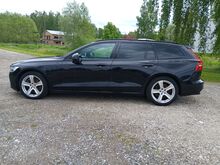 Volvo V60 T6 AWD R-DESIGN RECHARGE 2.0 257кВт