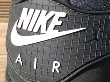 Air Jordan 4 RM