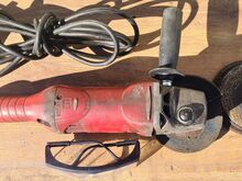 Relakas Milwaukee AGV16-125XC