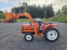 Traktor KUBOTA L1-195 koos laaduriga