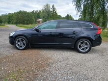 Volvo V60 MOMENTUM 2.0 D 120kW 2011A