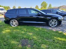 Volvo V60 R-Design 2.0 257 кВт AWD