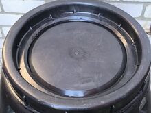 ПЛАСТИКОВАЯ БОЧКА 260Л С ПРОБКОЙ