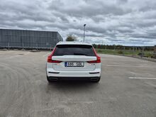 Volvo V60 Cross Country D4 Business Plus AWD