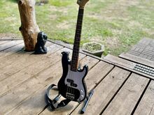 Harley Benton basskitarr