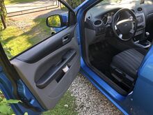 FORD FOCUS luukpära 2010