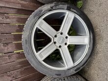 22” KMC veljed koos Roadx rehvidega