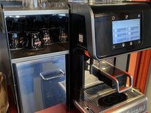 Täisautomaatne kohvimasin LaCimbali Q10