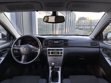 Toyota Corolla Elegance 1.4D 66кВт 2005