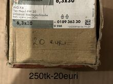 Erinevad kruvid ja kruvid dübliga